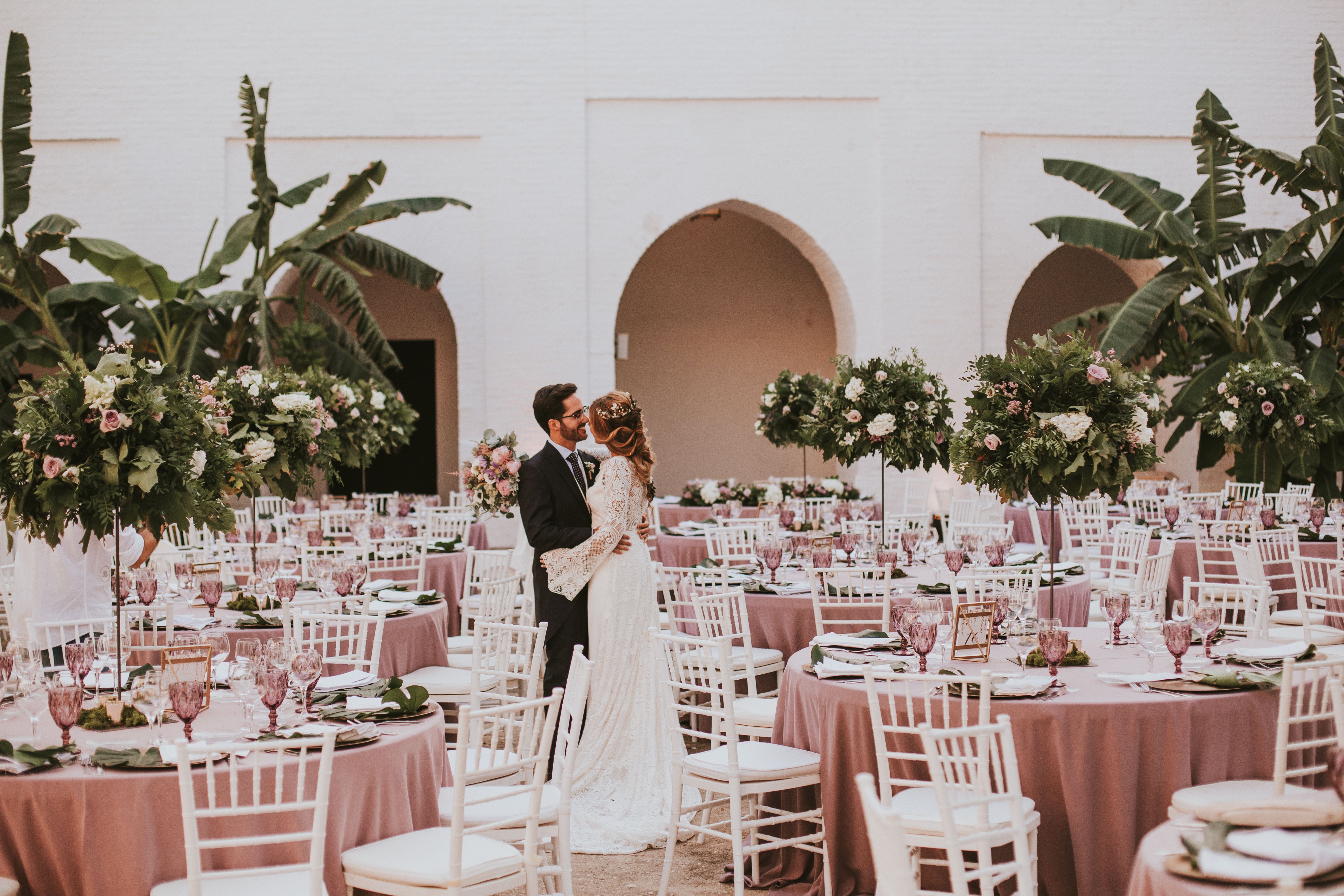  patio de celebración de eventos y bodas en el exterior delmonasterio de santa clara