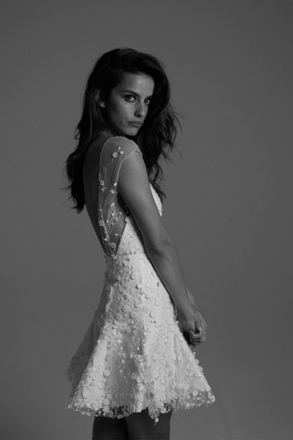 vestido corto novia tirantes