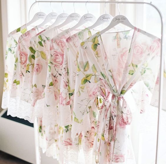 batas con flores