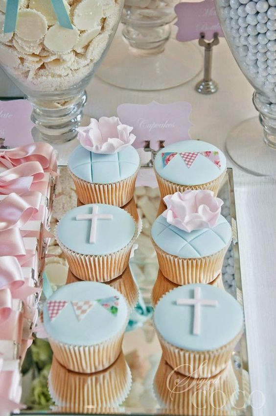 pastelitos bautizo niño azules